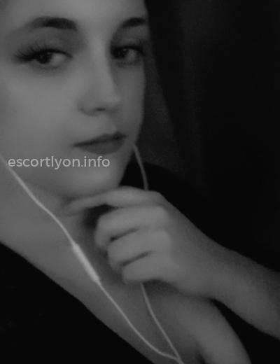 Escort Jolie brune - Photo 9 №2240