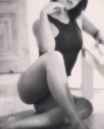 Sensuelle et belle étudiante à Lyon